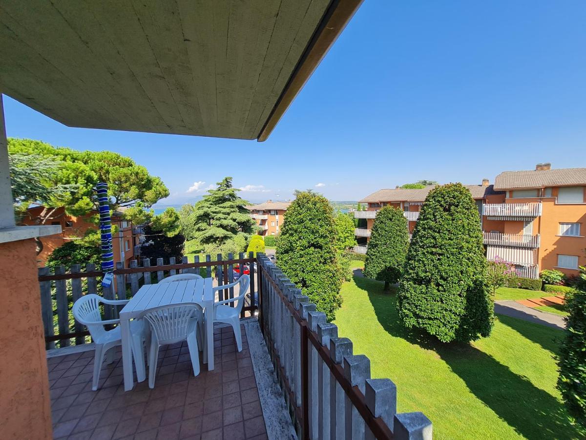 Easy Apartments Peschiera Peschiera del Garda Exterior foto