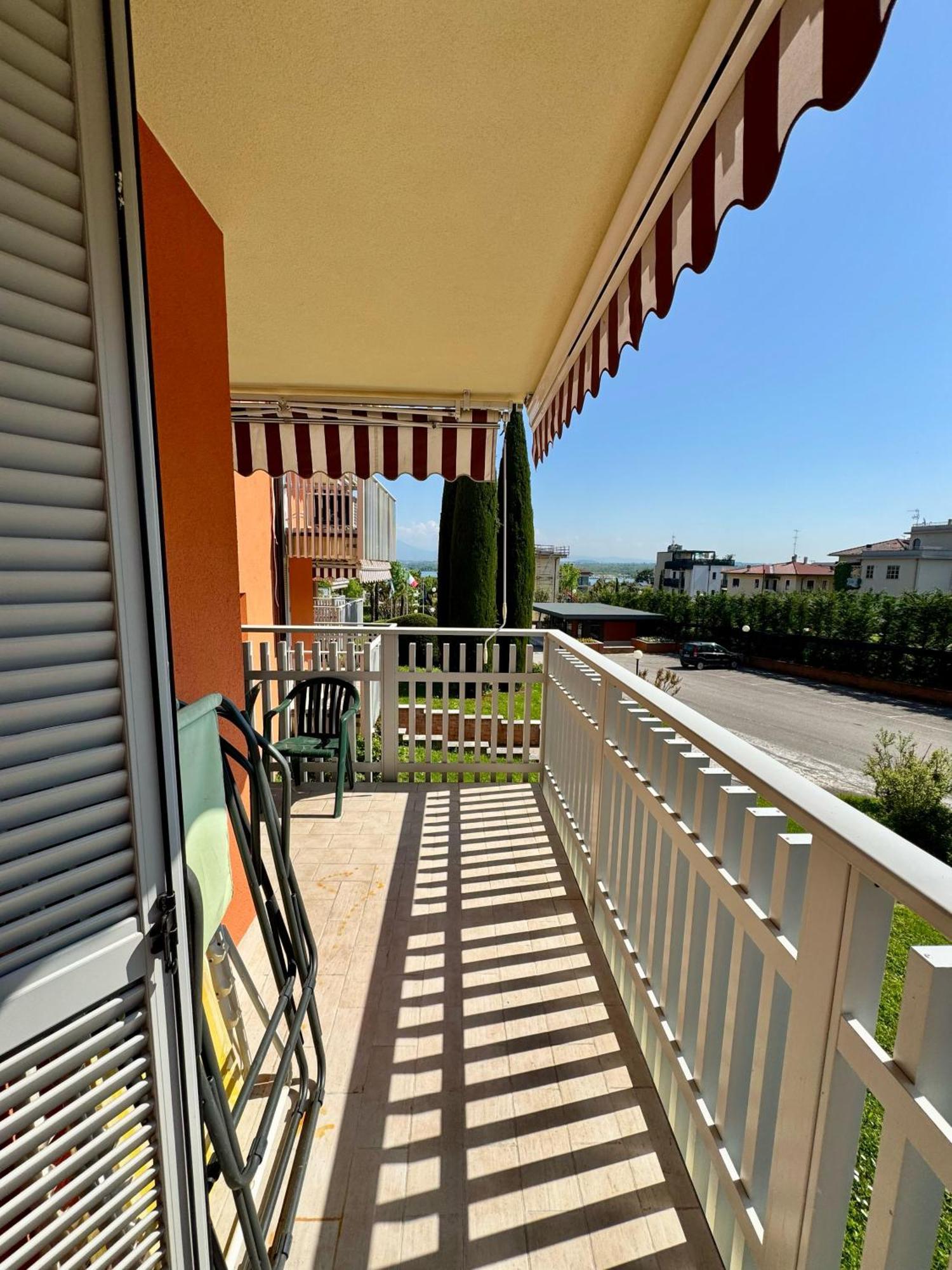 Easy Apartments Peschiera Peschiera del Garda Exterior foto