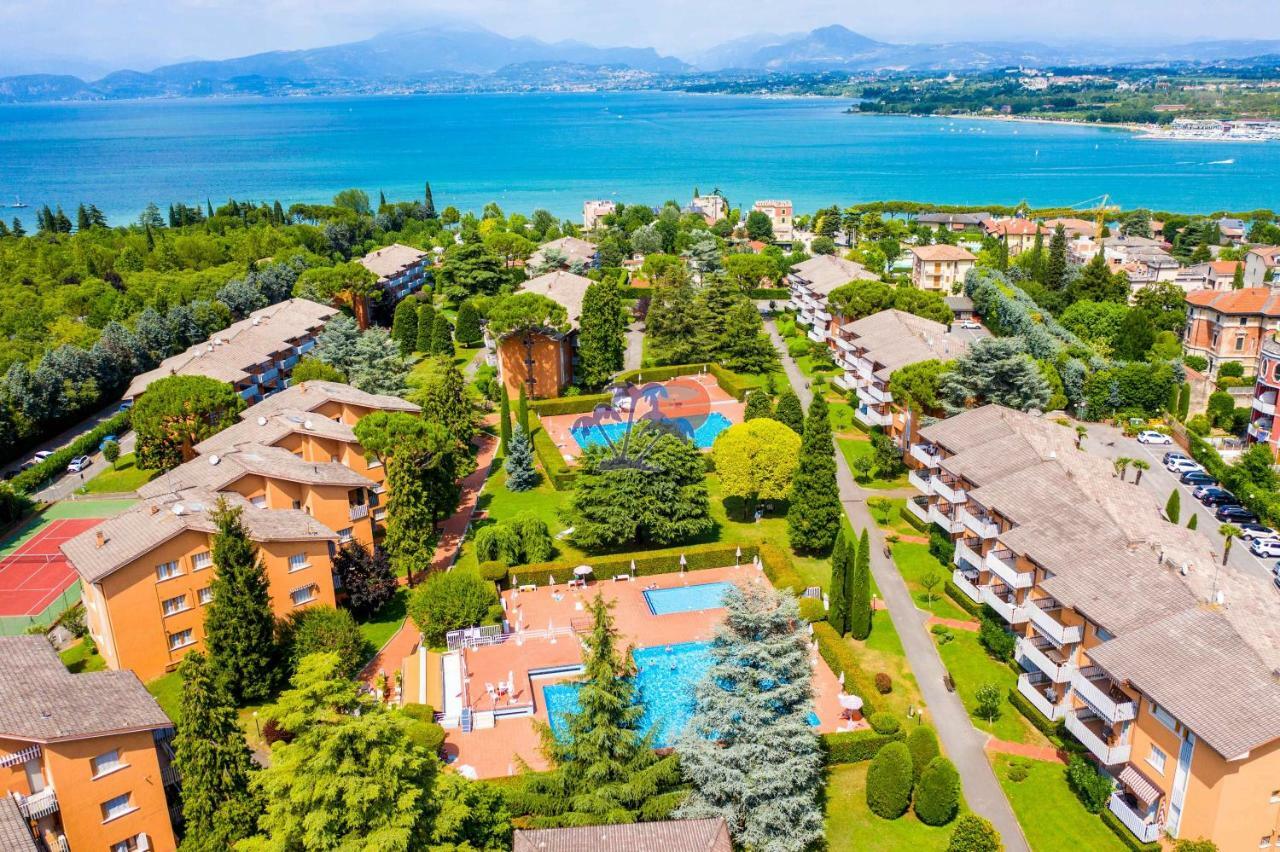 Easy Apartments Peschiera Peschiera del Garda Exterior foto